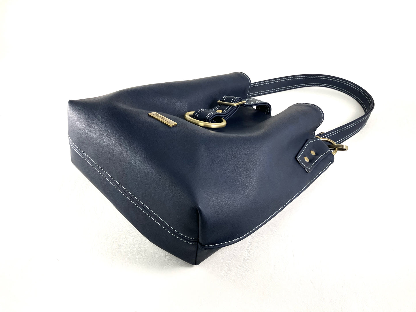 Slouchy Navy Shoulder Bag – Jellyfish Interior