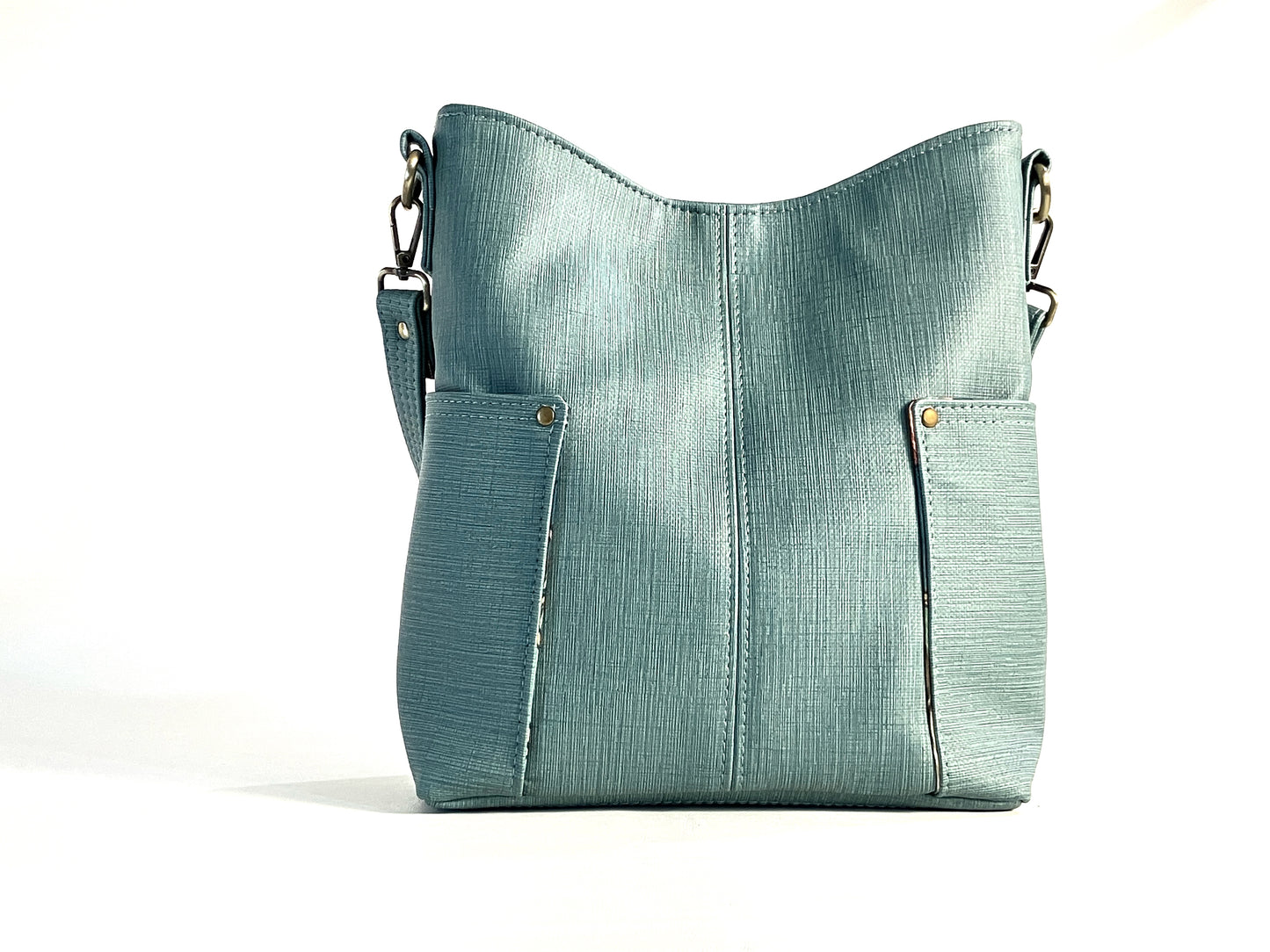 Robin's Egg Blue Shoulder Bag with Water Lily Lining