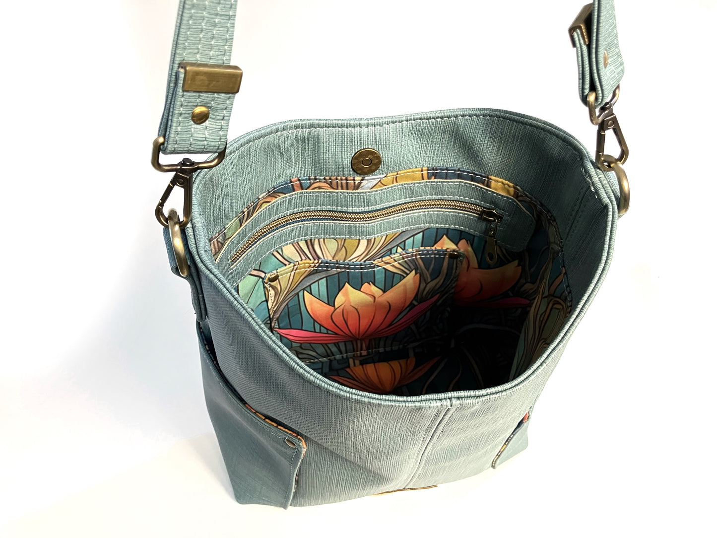 Robin's Egg Blue Shoulder Bag with Water Lily Lining