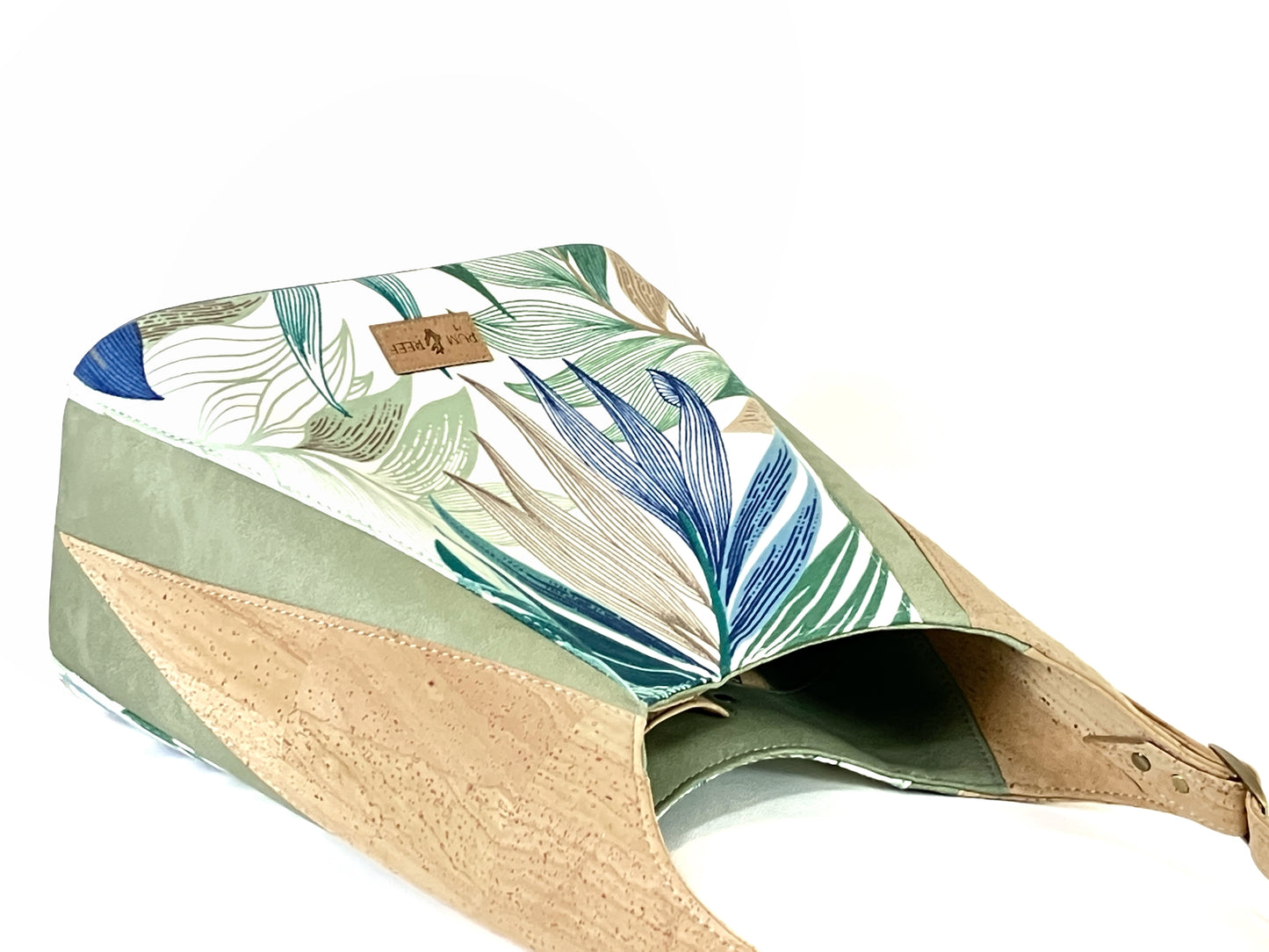 Palm Leaf Shoulder Bag – Cork and Canvas Handbag with Adjustable Strap