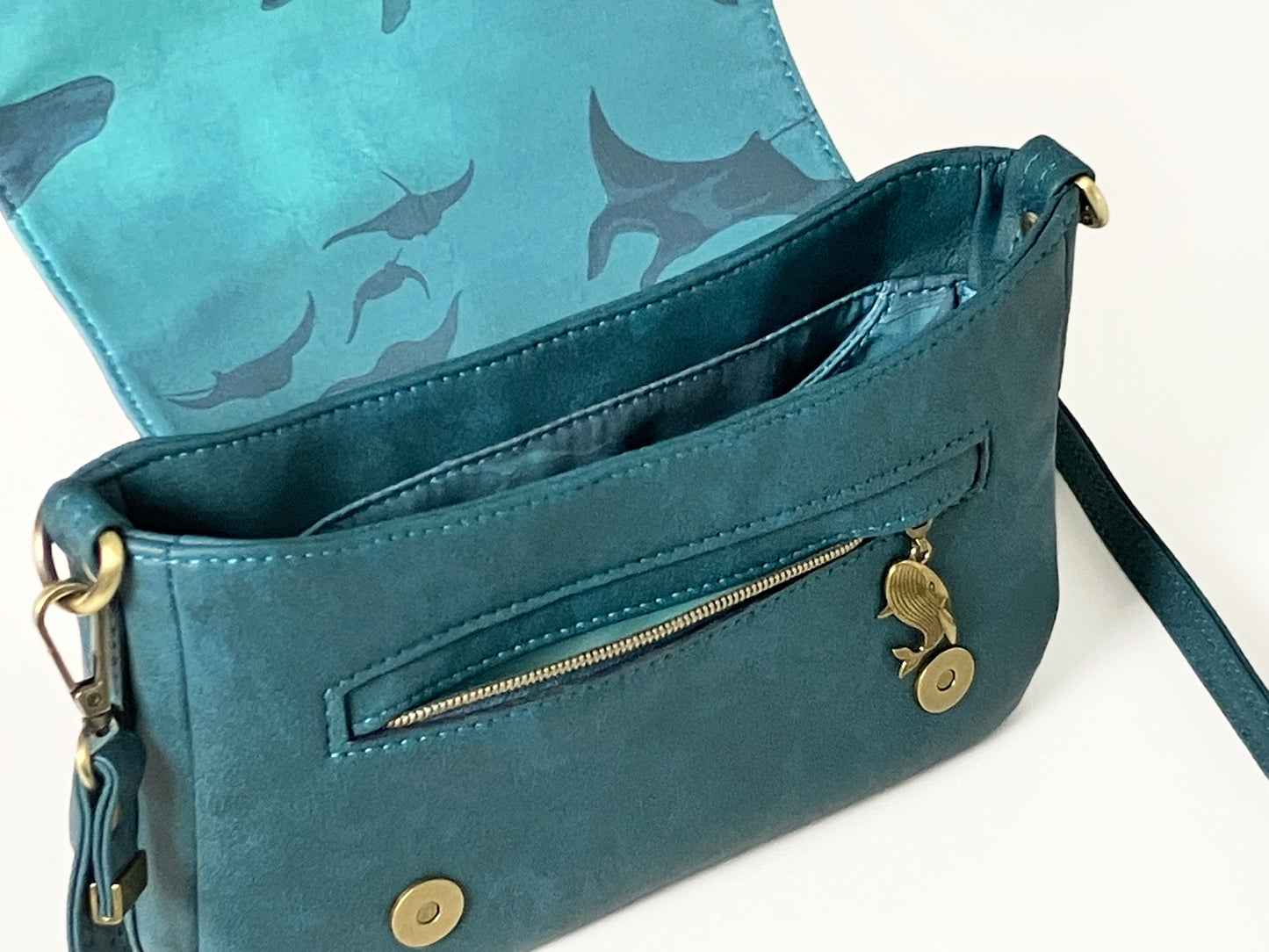 Dark Teal Messenger Crossbody – Whale and Ray Lining