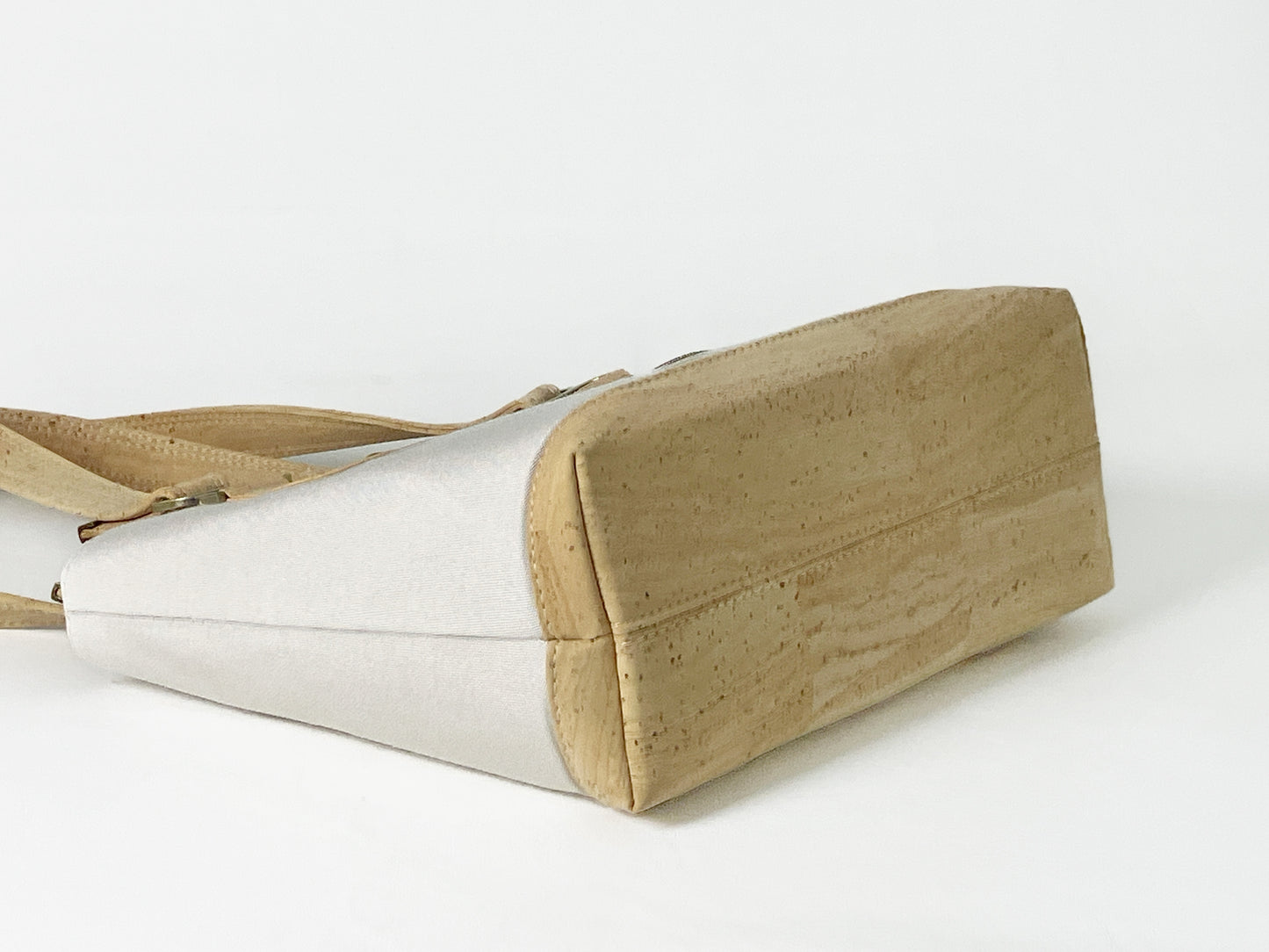 Cork and Canvas Shoulder Bag: Classic Everyday Tote with Exterior Zip Pocket
