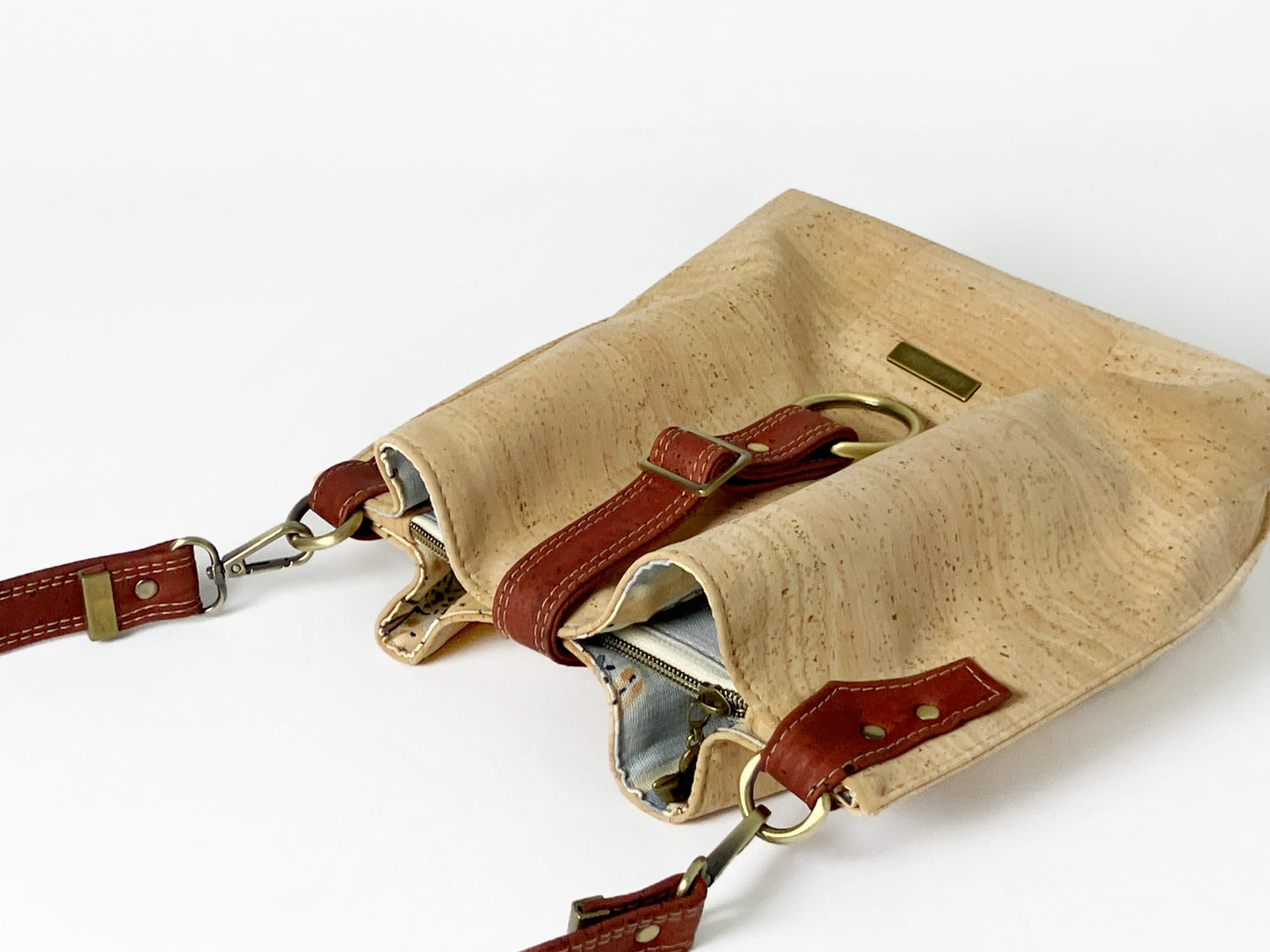 Medium Slouchy Cork Shoulder Bag: Natural and Shell