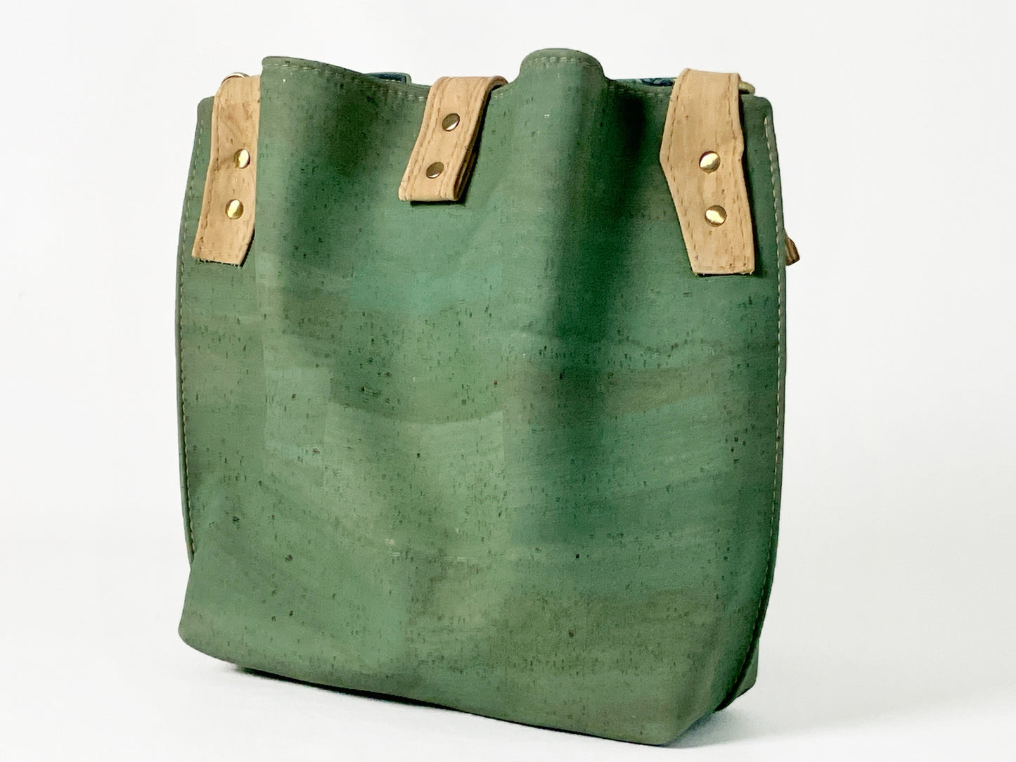 Slouchy Cork Shoulder Bag / Sea Green with Octopus Lining