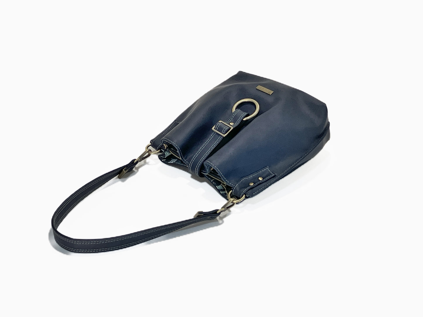Slouchy Navy Shoulder Bag – Jellyfish Interior